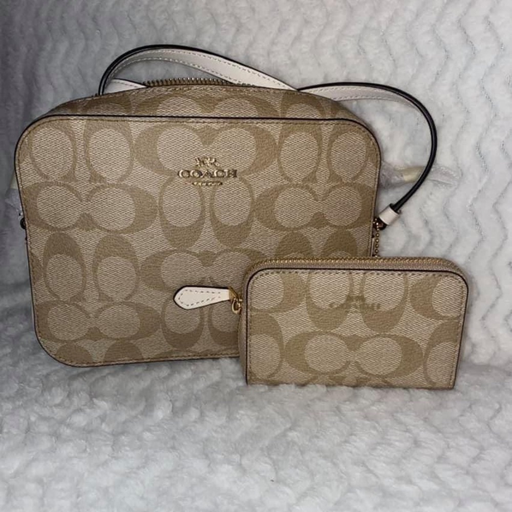 Coach Set